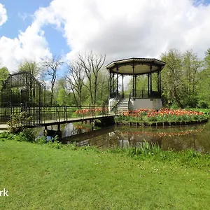 Romantic Ground Floor In Pijp Near Sarphatipark Bed & Breakfast